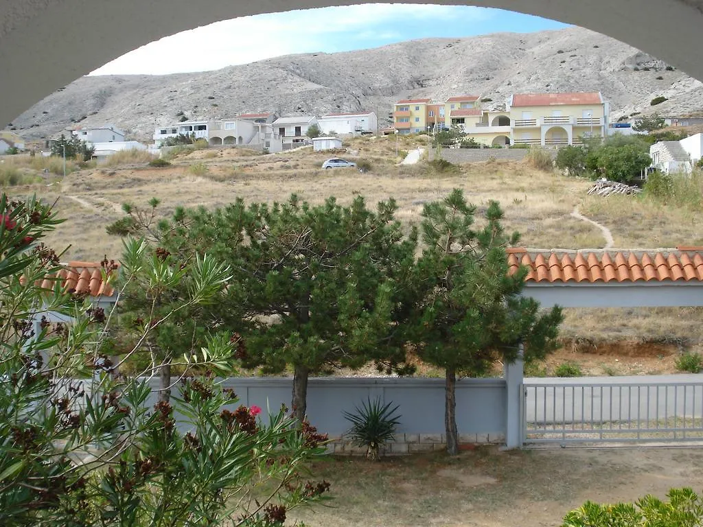 Apartments Alma Pag Town