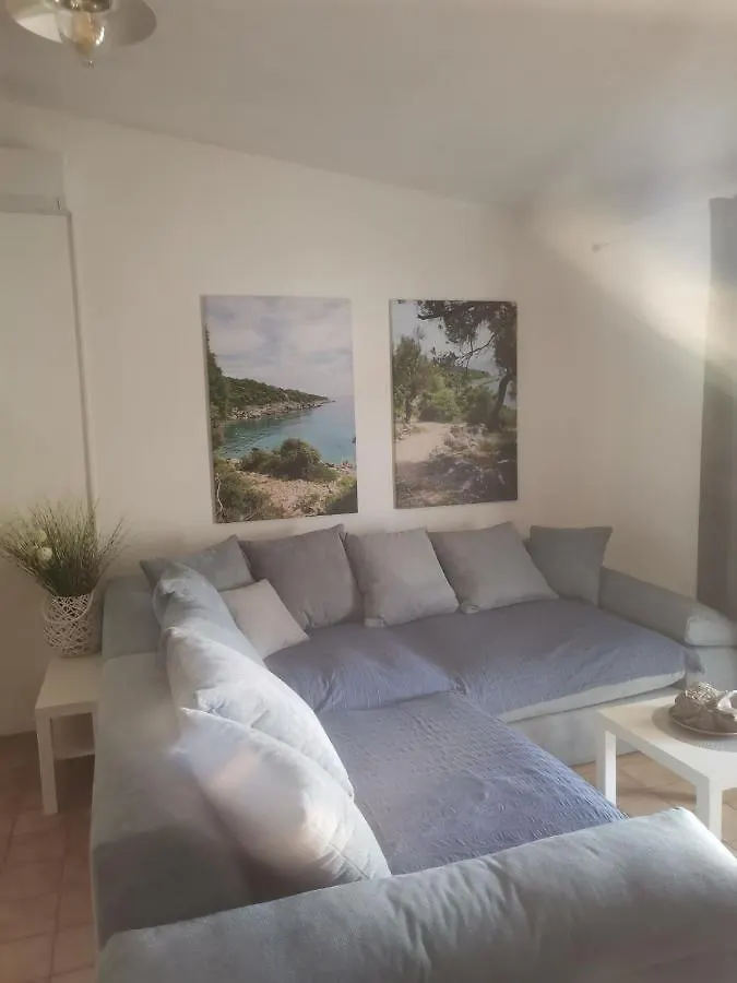 Apartments Alma Pag Island