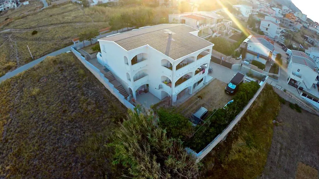 Apartments Alma Pag Town 0*,