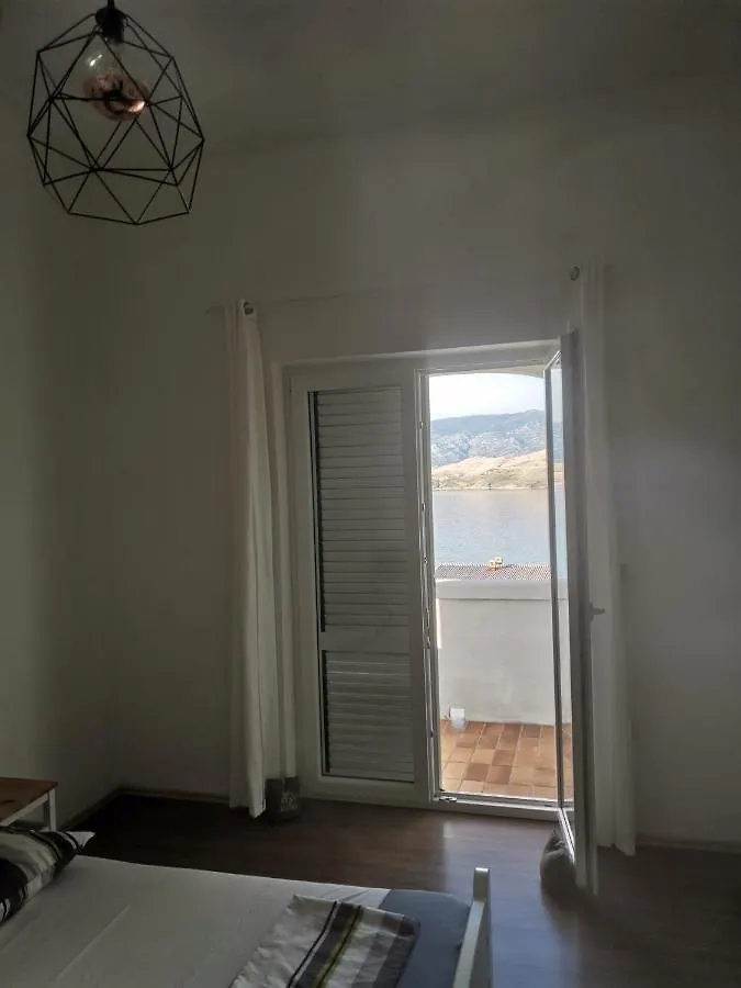 Apartments Alma Pag Island