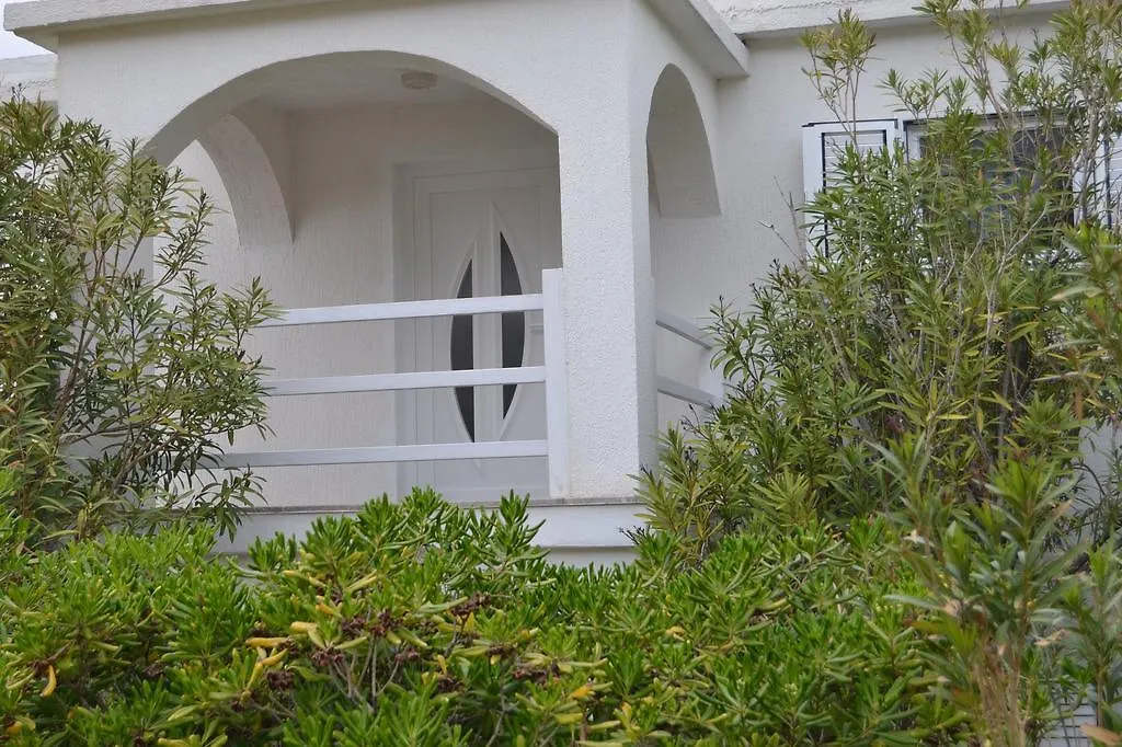Apartments Alma Pag Island