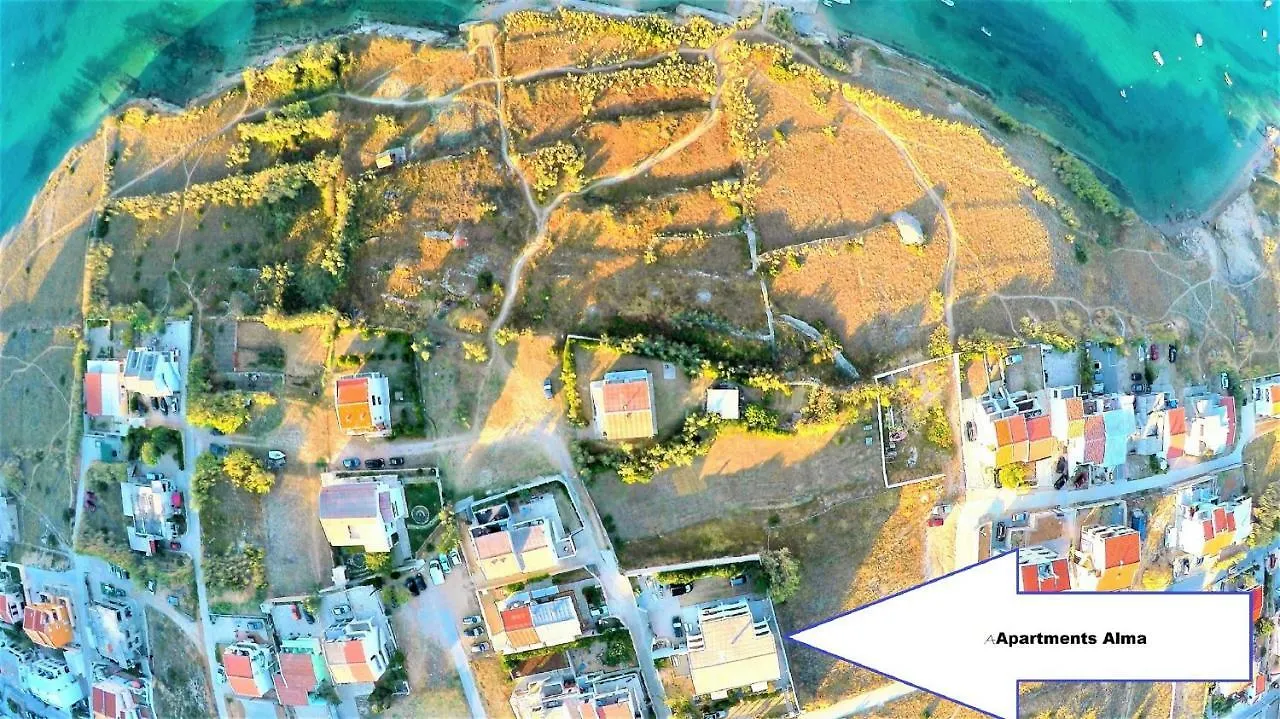 Apartments Alma Pag Island